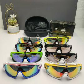 Picture of Oakley Sunglasses _SKUfw56864370fw